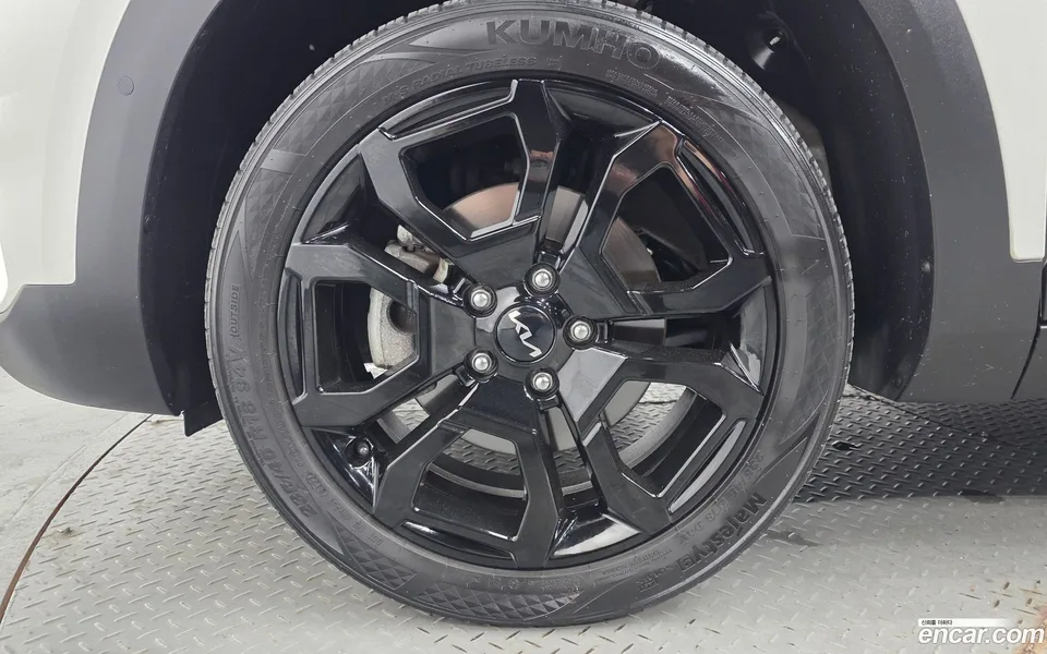 Kia Seltos 1.6 2WD 2023 — миниатюра 5
