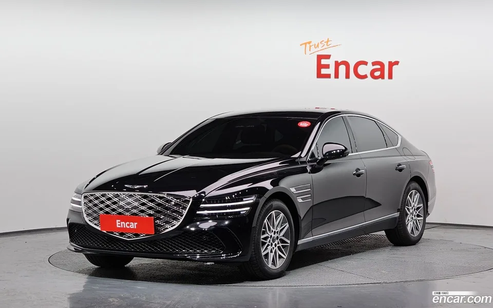 Genesis G80 2.5 2WD 2026 — фото 1, купить с доставкой в Москву