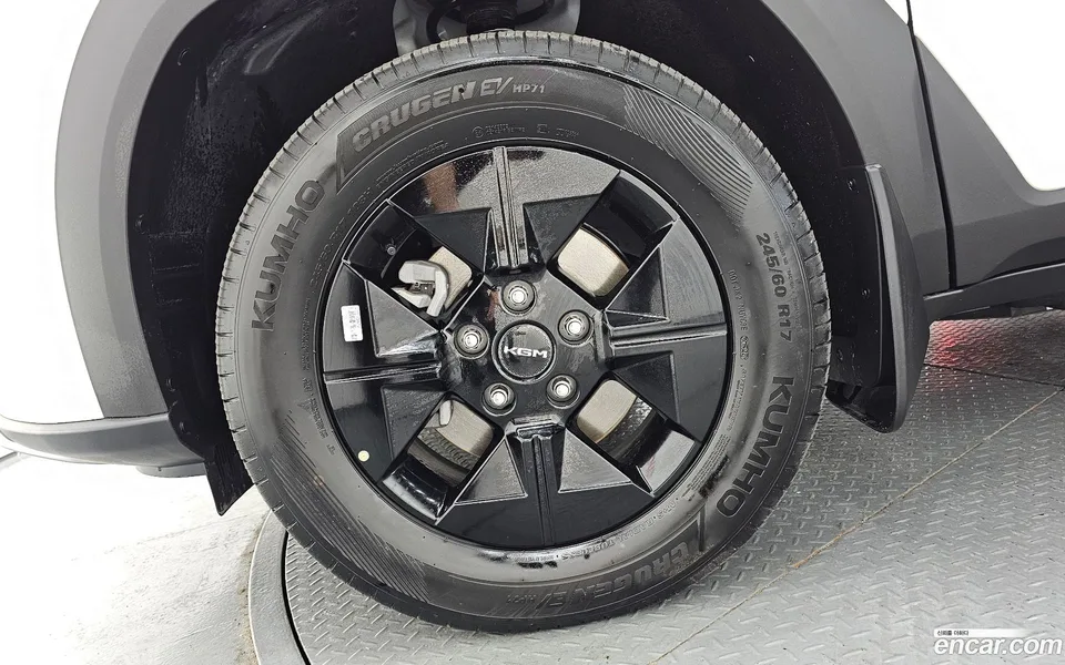 KG Mobility Musso EV AWD 2025 — миниатюра 5