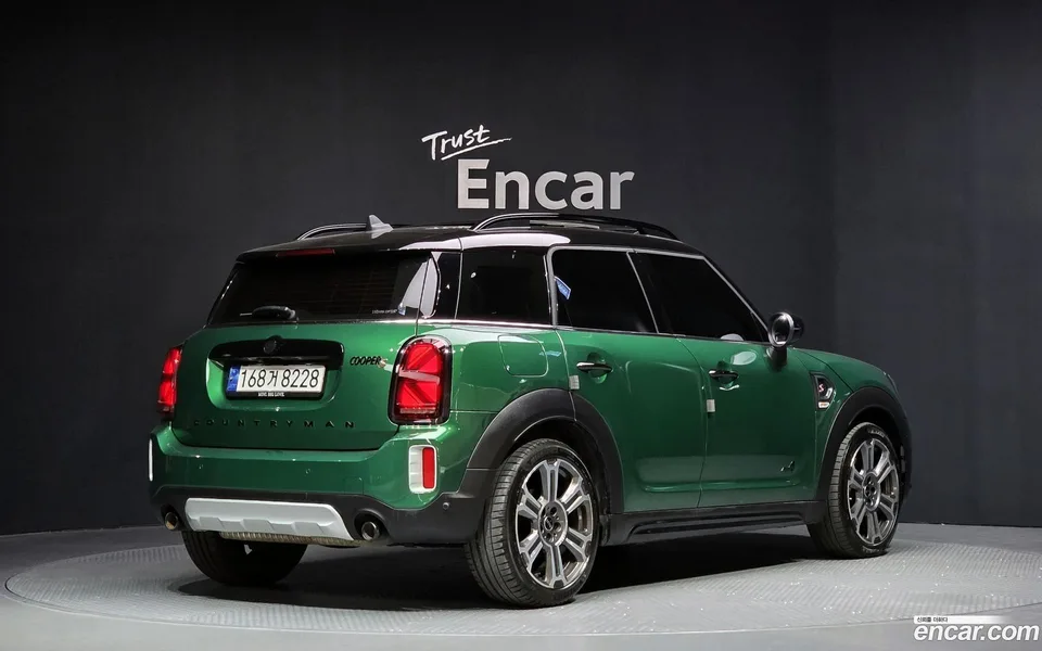 MINI Cooper S Countryman ALL4 2023 — миниатюра 2