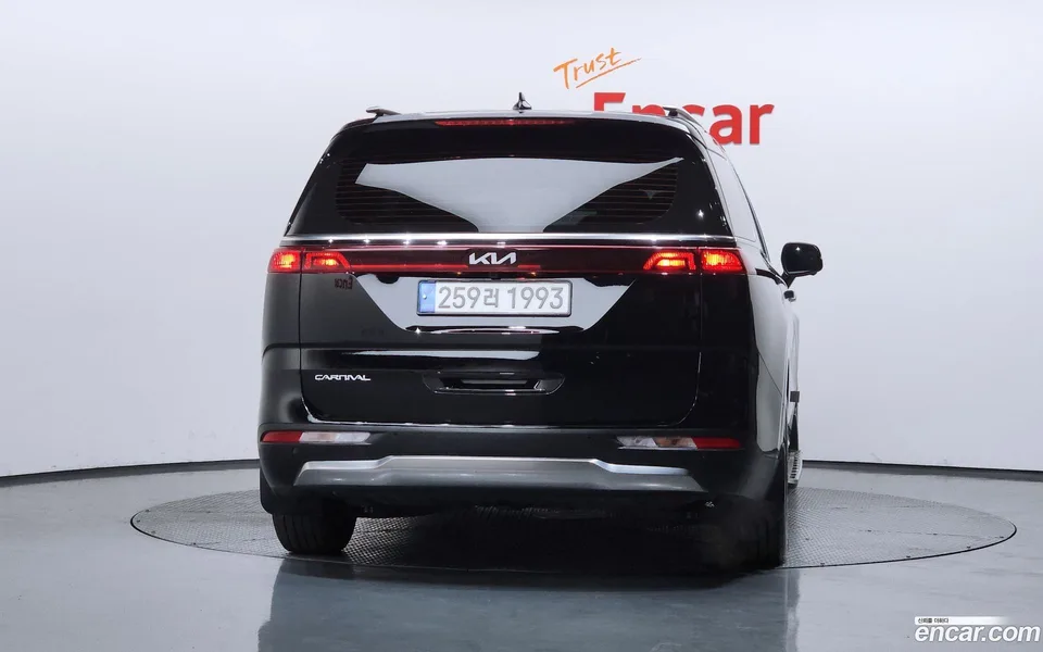Kia Carnival 9 2022 — миниатюра 4