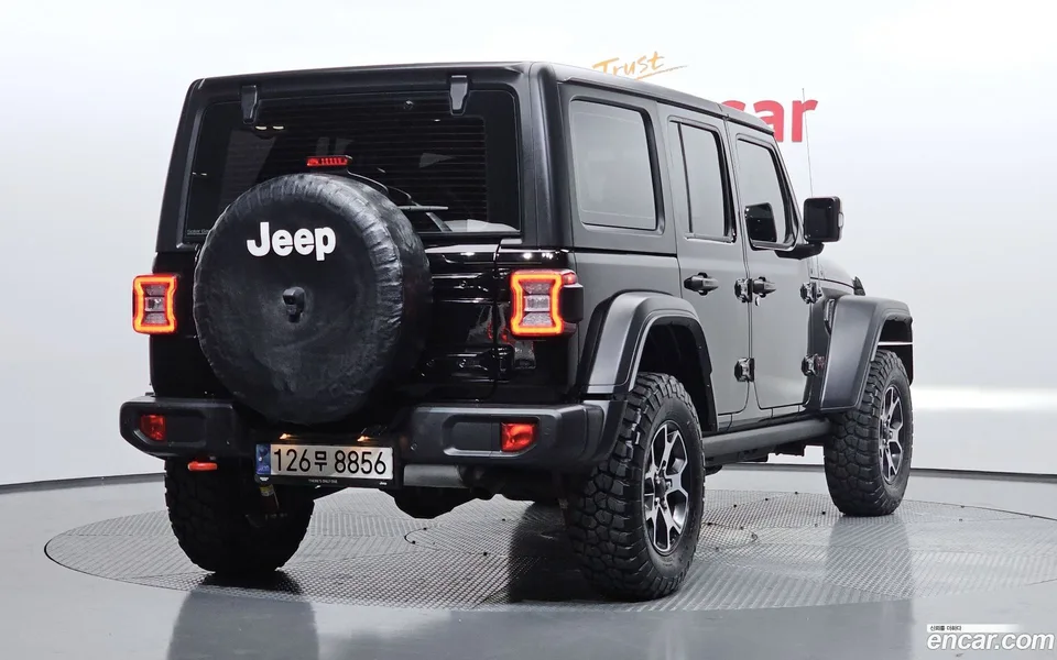 Jeep Wrangler 2.0 4 2022 — миниатюра 2