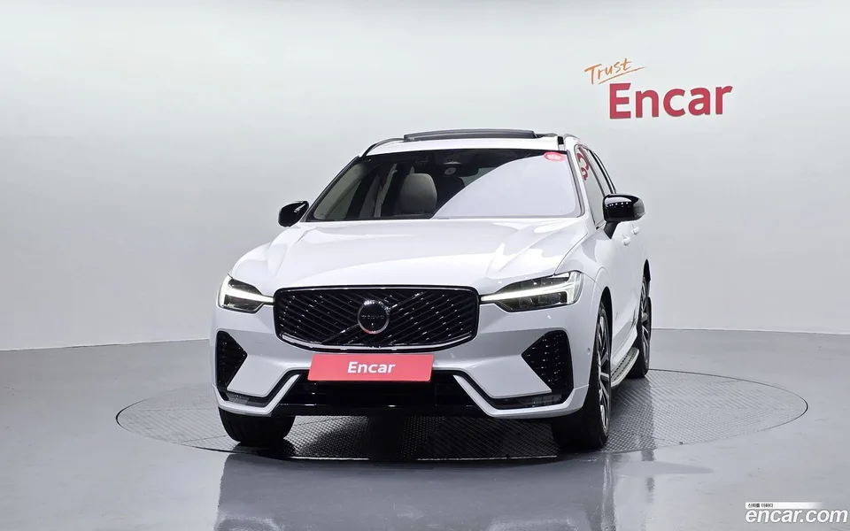 Volvo XC60 B5 2025 — миниатюра 3
