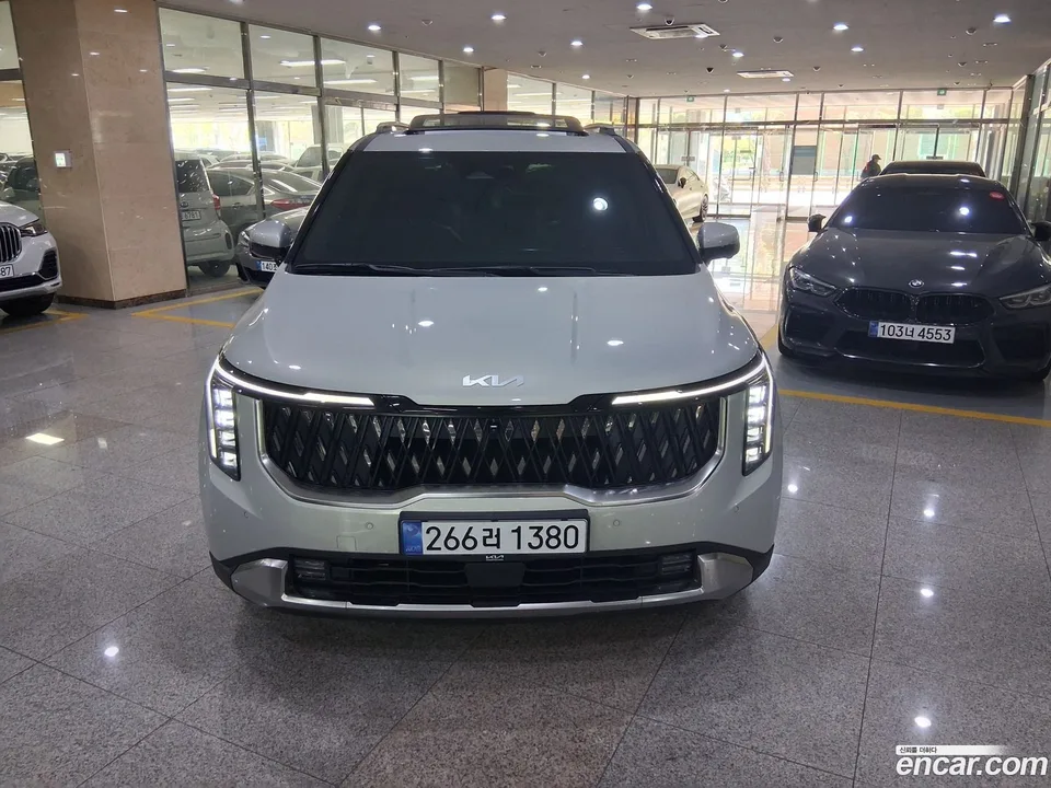 Kia Carnival 7 2025 — миниатюра 2