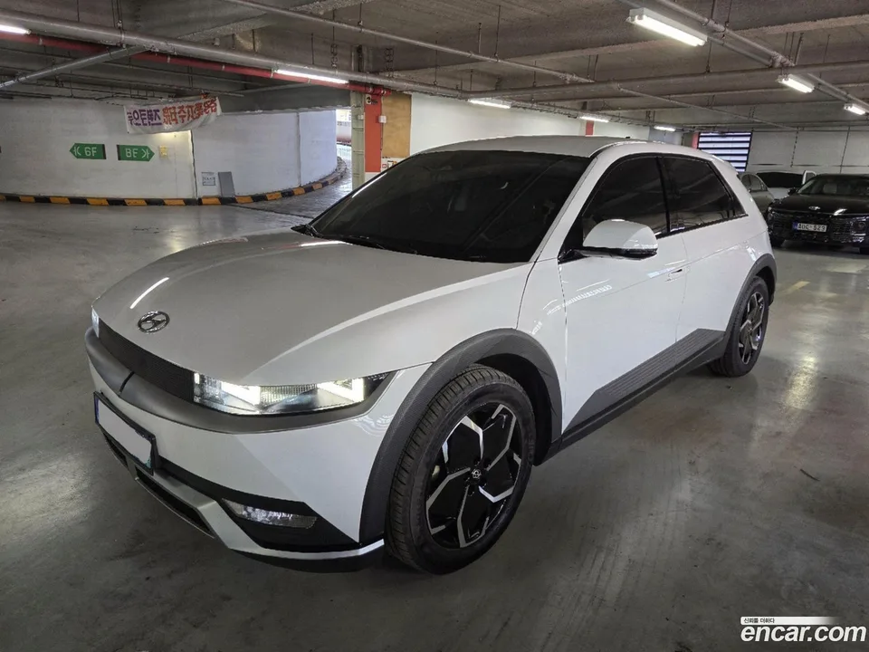 Hyundai Ioniq 5 AWD 2024 — фото 1, купить с доставкой в Москву