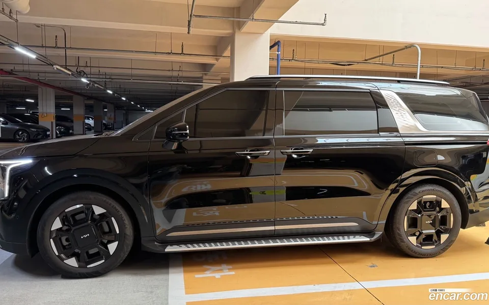 Kia Carnival 9 2024 — миниатюра 2
