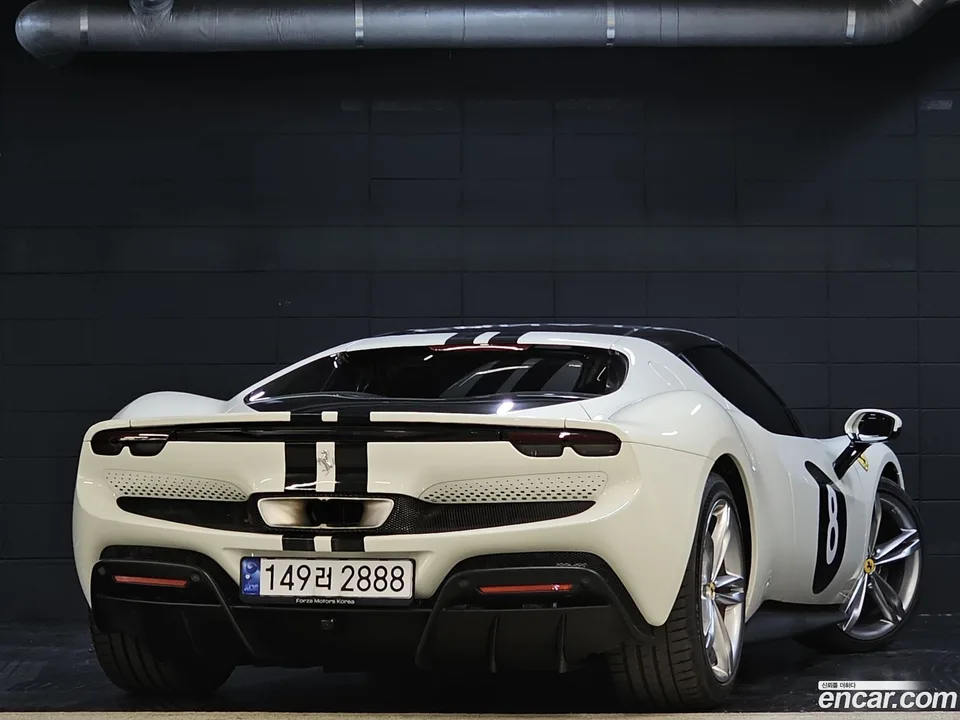 Ferrari 296 GTB 3.0 V6 2023 — миниатюра 4
