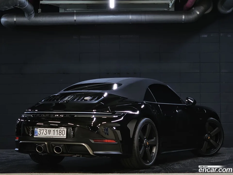 Porsche 911 (992) GTS 2025 — миниатюра 4