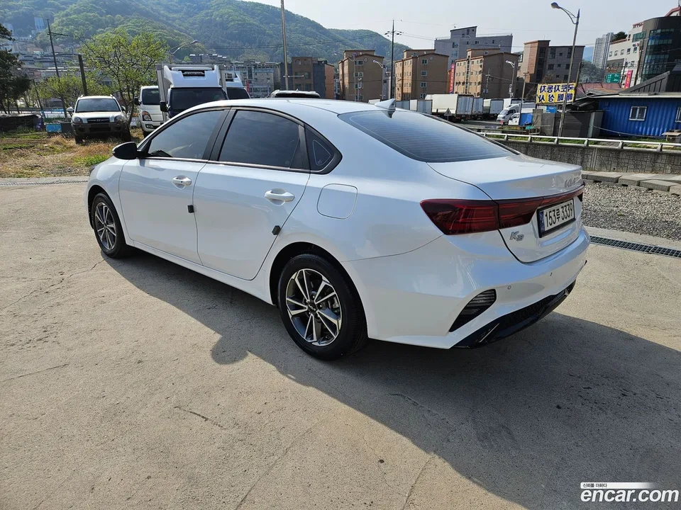 Kia K3 1.6 2023 — миниатюра 4