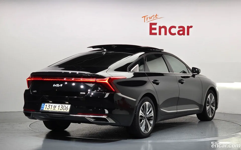 Kia K8 Hybrid 2022 — миниатюра 2