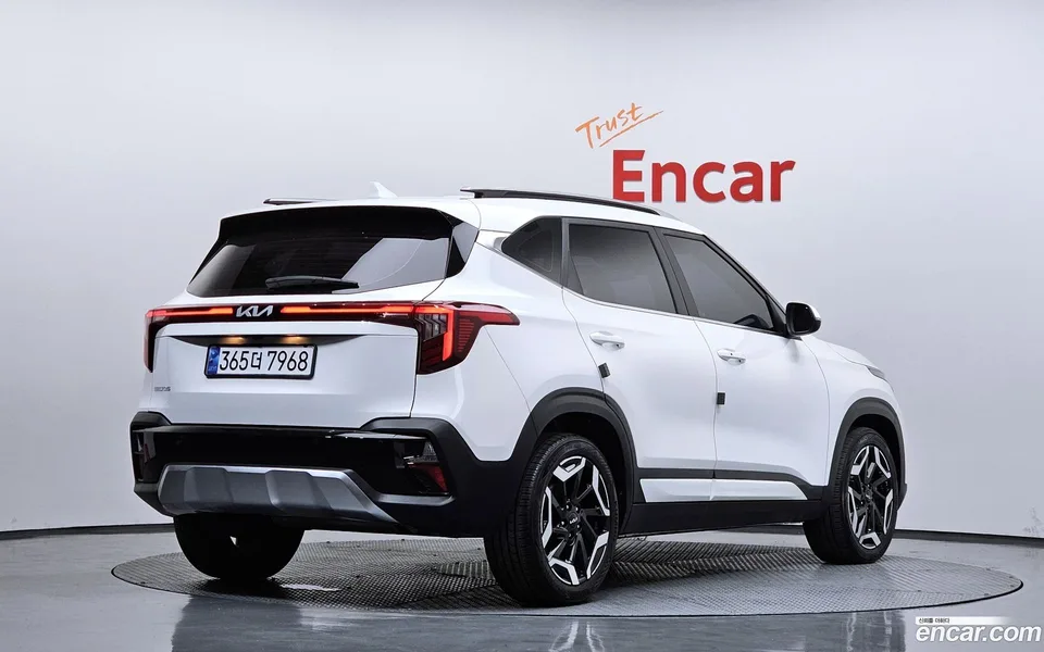 Kia Seltos 1.6 2WD 2024 — миниатюра 2