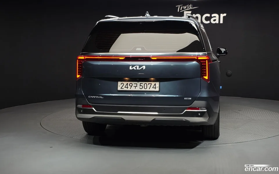 Kia Carnival HEV 9 2024 — миниатюра 4