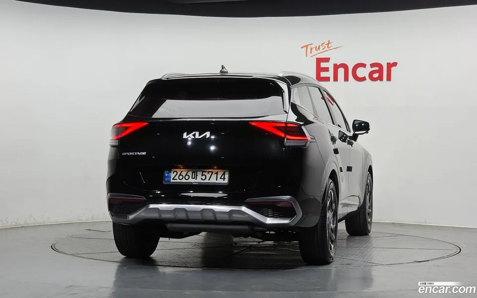 Kia Sportage 1.6 2WD 2022 — миниатюра 4