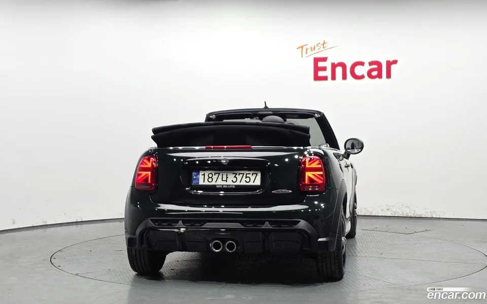 MINI Cooper S Convertible JCW 2023 — миниатюра 4
