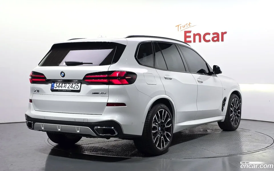 BMW X5 xDrive 30d M 2025 — миниатюра 2