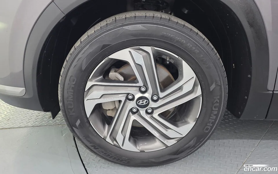 Hyundai SantaFe 2.2 4WD 2022 — миниатюра 5