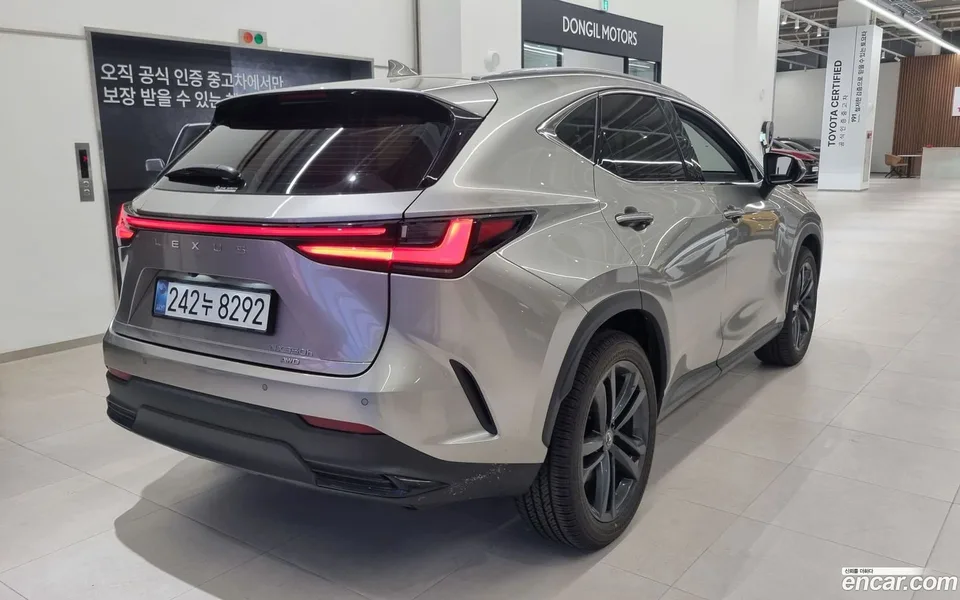 Lexus NX 350h 2025 — миниатюра 2