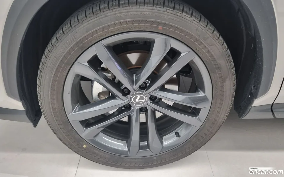 Lexus NX 350h 2025 — миниатюра 5