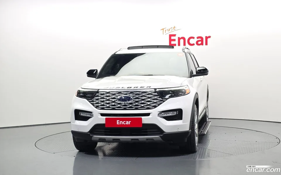 Ford Explorer 3.0 4WD 2022 — миниатюра 3