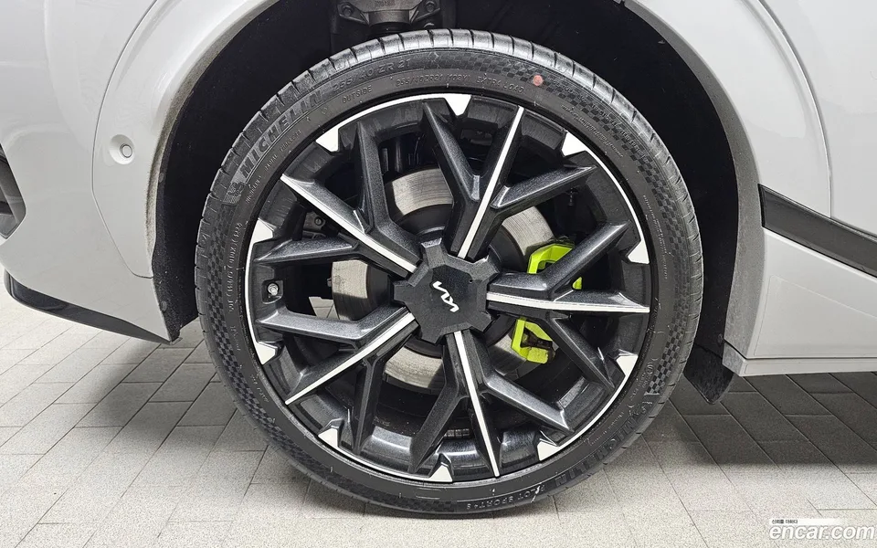 Kia EV6 GT 4WD 2025 — миниатюра 5