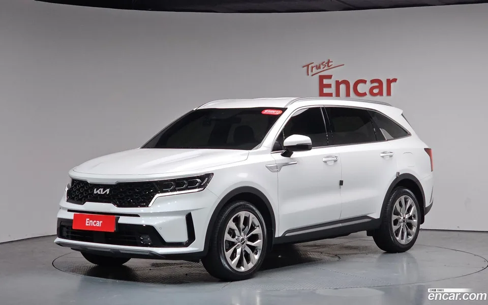 Kia Sorento 2.5T 2WD 2023 — фото 1, купить с доставкой в Москву