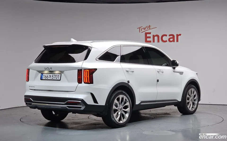 Kia Sorento 2.5T 2WD 2023 — миниатюра 2