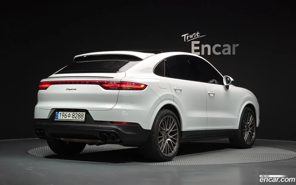 Porsche Cayenne 3.0 2022 — миниатюра 2