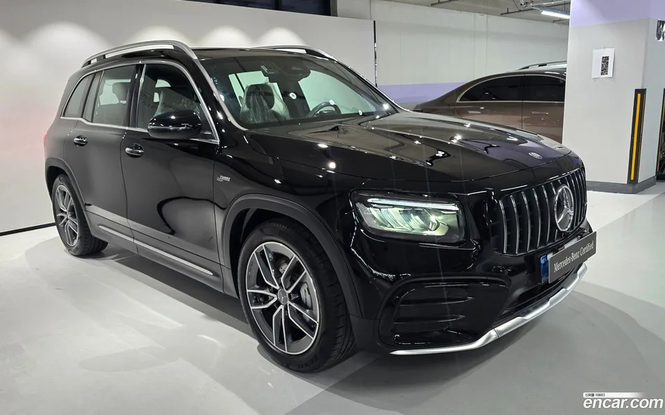Mercedes-Benz GLB-Class AMG GLB35 4MATIC 2025 — миниатюра 2