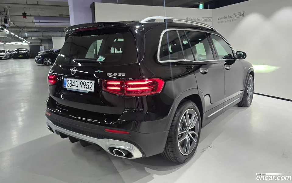 Mercedes-Benz GLB-Class AMG GLB35 4MATIC 2025 — миниатюра 4