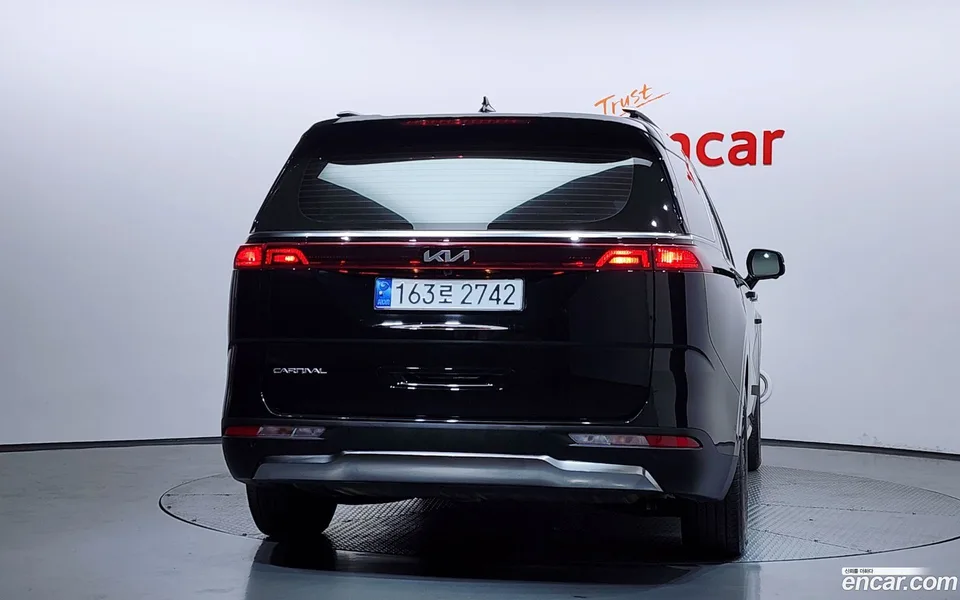Kia Carnival 9 2023 — миниатюра 4