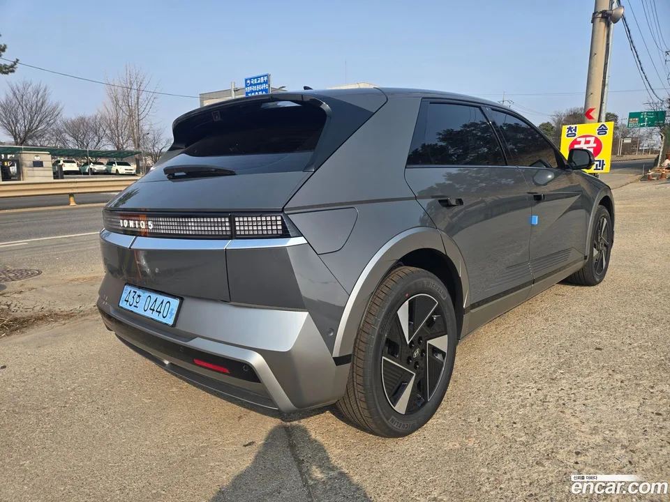 Hyundai Ioniq 5 2026 — миниатюра 5