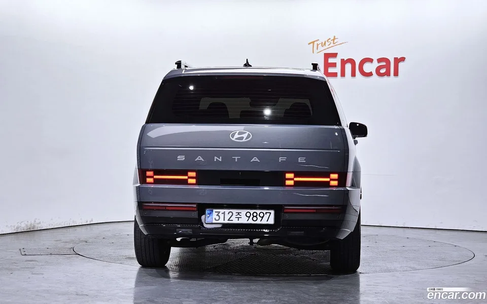 Hyundai SantaFe HEV 1.6 2WD 2023 — миниатюра 4