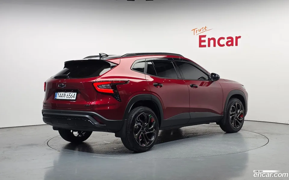 Chevrolet Trax Crossover 1.2 RS 2024 — миниатюра 2