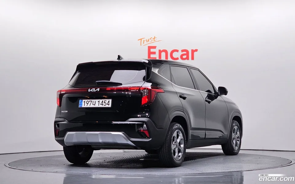 Kia Seltos 1.6 2WD 2024 — миниатюра 2