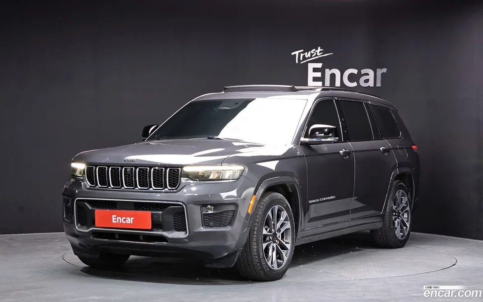 Jeep Grand Cherokee L 3.6 2022 — фото 1, купить с доставкой в Москву