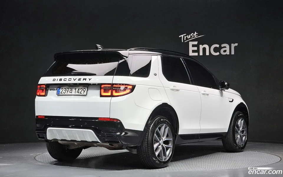 Land Rover Discovery Sport P250 SE 2025 — миниатюра 2