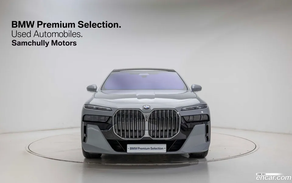 BMW 7 Series 740i xDrive M 2025 — миниатюра 2