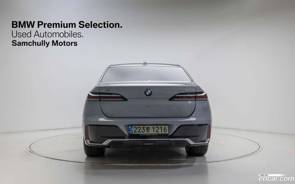 BMW 7 Series 740i xDrive M 2025 — миниатюра 3