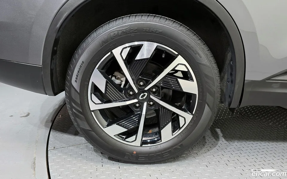 Renault Samsung QM6 2.0 LPe LE 2WD 2023 — миниатюра 5