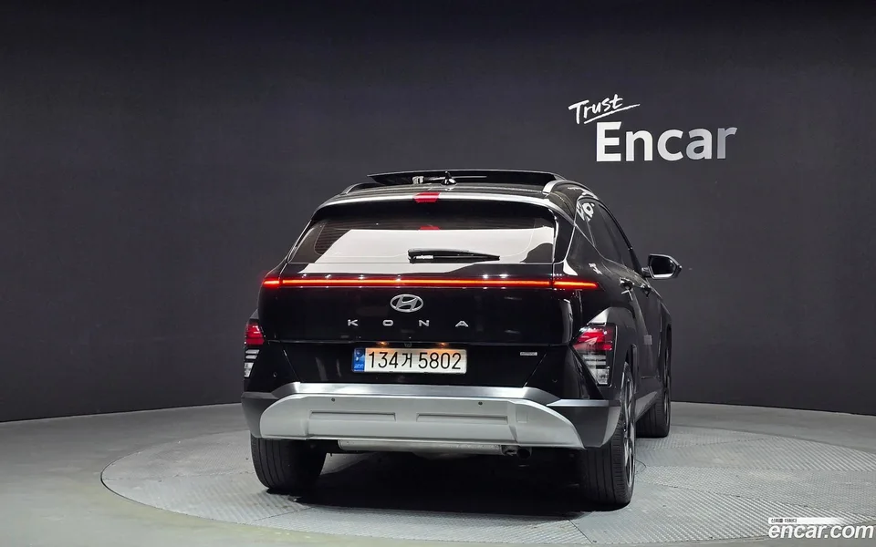 Hyundai Kona 1.6 4WD 2023 — миниатюра 4