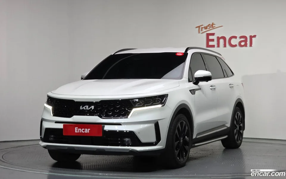 Kia Sorento 2.5T 4WD 2023 — фото 1, купить с доставкой в Москву