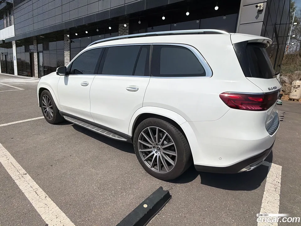 Mercedes-Benz GLS-Class GLS450d 4MATIC 2023 — миниатюра 2