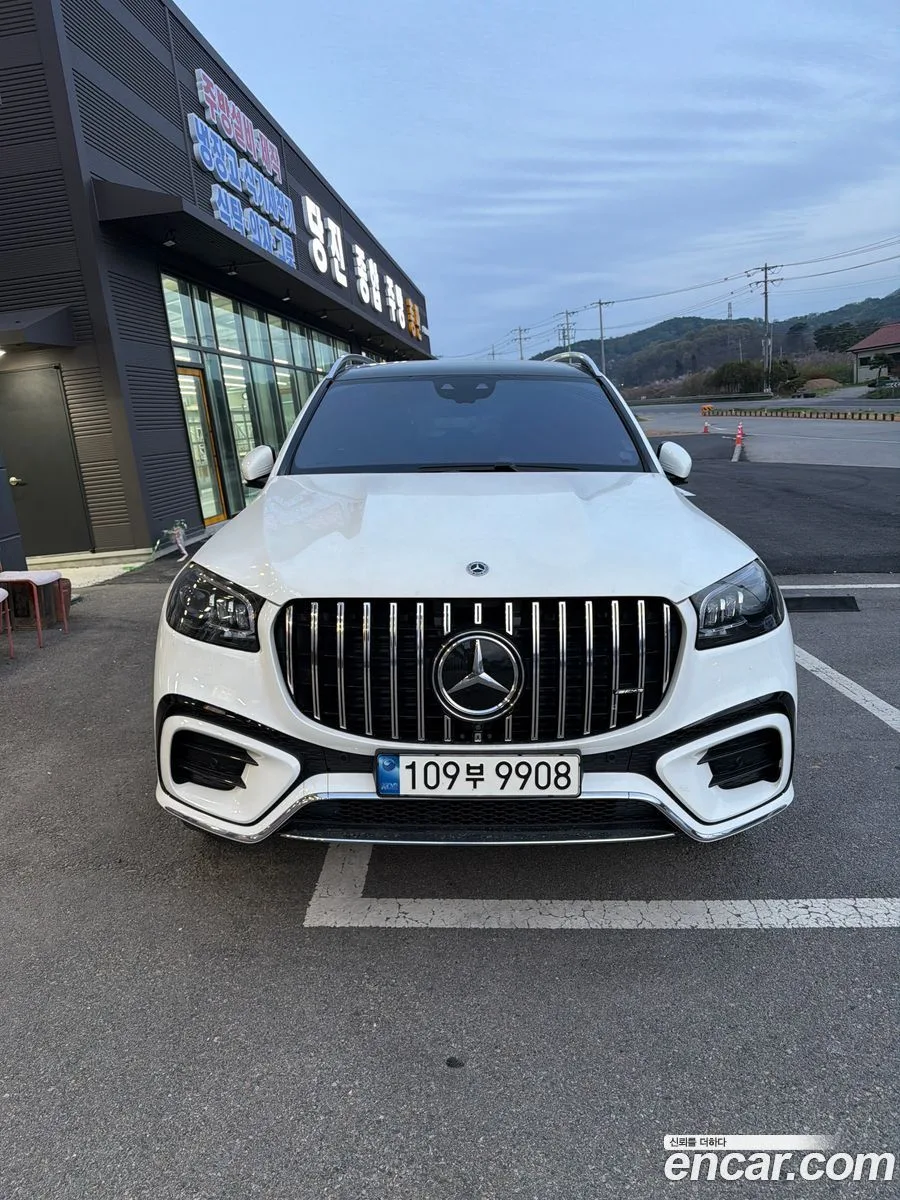 Mercedes-Benz GLS-Class GLS450d 4MATIC 2023 — миниатюра 3