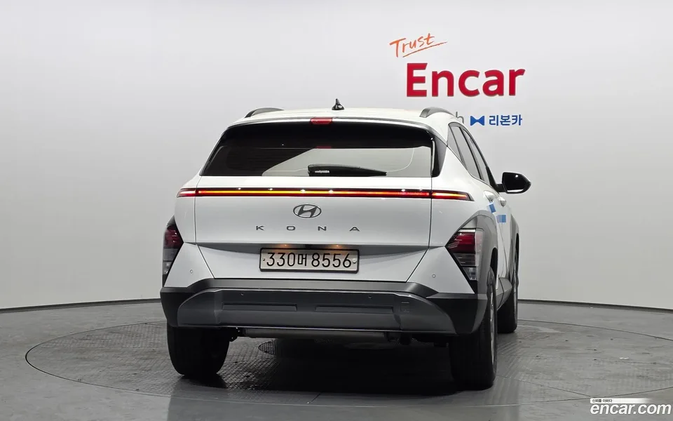 Hyundai Kona 1.6 2WD 2023 — миниатюра 4