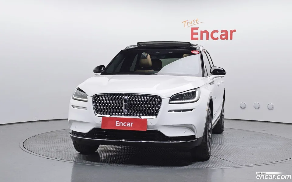 Lincoln Corsair 2.0 AWD 2022 — миниатюра 2
