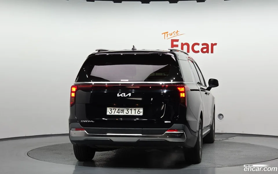 Kia Carnival HEV 9 2024 — миниатюра 4