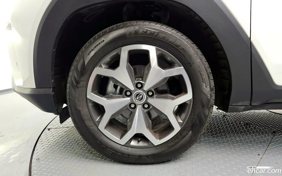 KG Mobility Torres 1.5 4WD 2023 — миниатюра 5