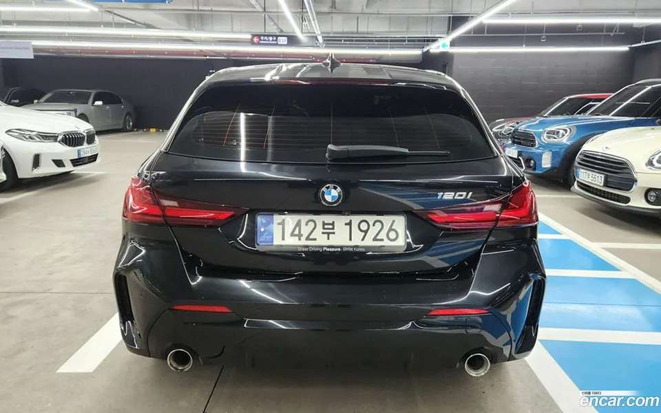 BMW 1 Series 120i M 2024 — миниатюра 4