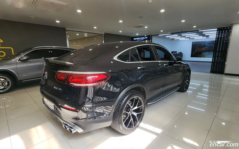 Mercedes-Benz GLC-Class AMG GLC43 4MATIC 2022 — миниатюра 4