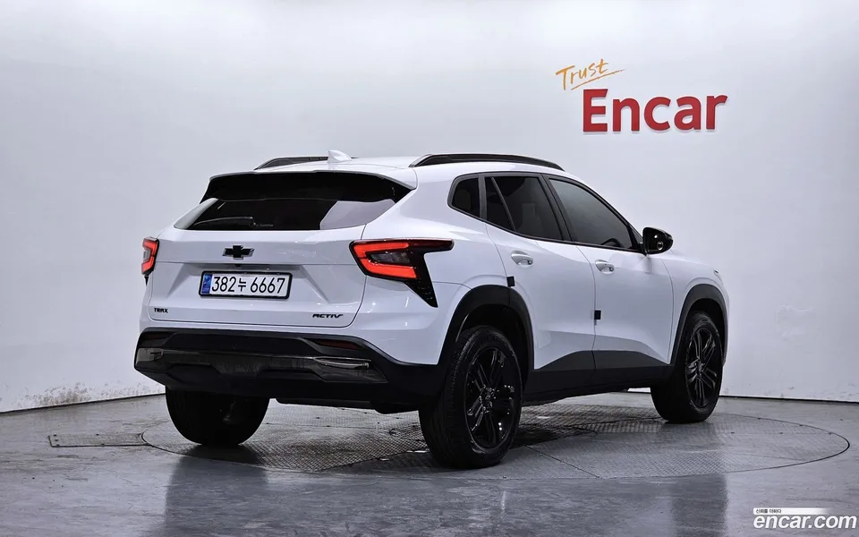 Chevrolet Trax Crossover 1.2 ACTIV 2024 — миниатюра 2